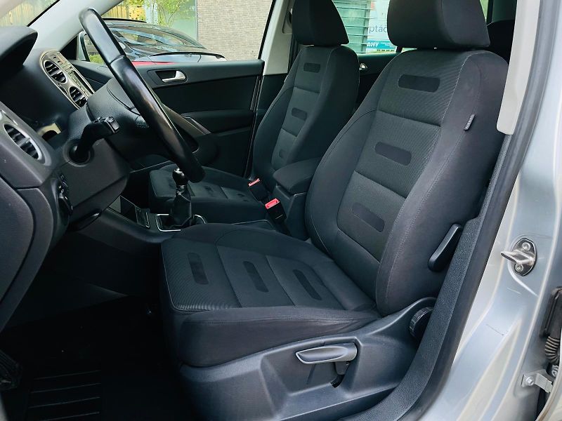Volkswagen Tiguan 2.0TDI 4x4 MAN SERVISKA TAŽNÉ - fotka 26 z 45