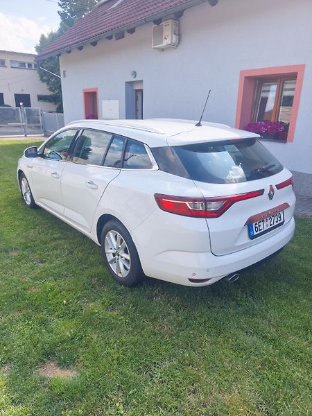 Renault Mégane (2017) Grandtour 1.6 - fotka 3 z 12
