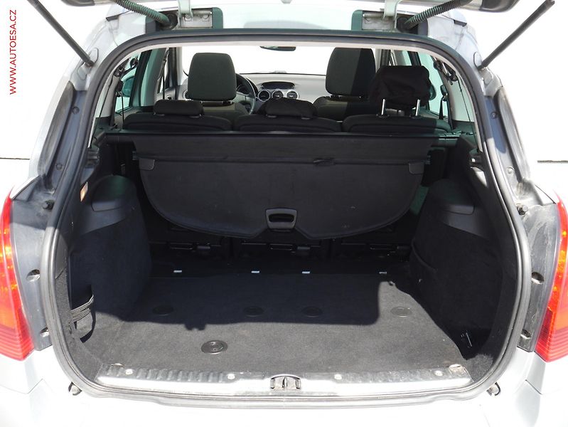 Peugeot 308 (2014) 1.6VTi, 1.maj,ČR, Active - fotka 7 z 16
