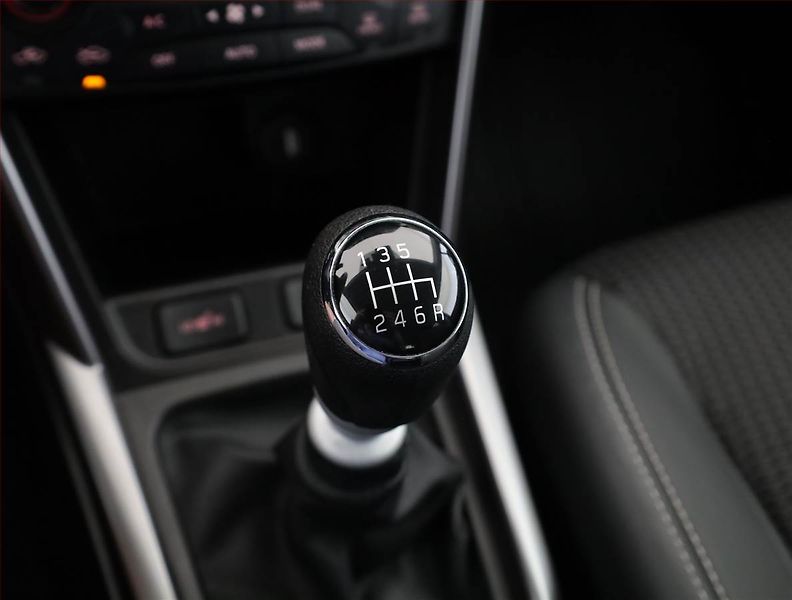 Suzuki SX4 S-Cross (2022) 1.4 BoosterJet - fotka 13 z 21