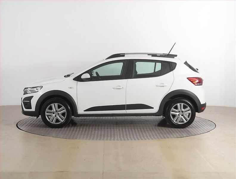 Dacia Sandero (2022) Stepway Essential 1.0 TCe - fotka 3 z 16