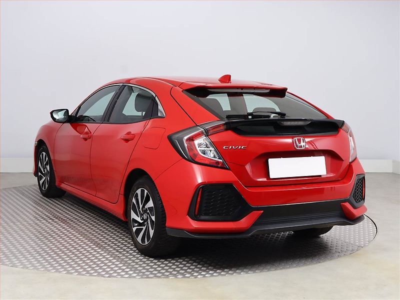 Honda Civic (2019) 1.0 VTEC Turbo, Serv.kniha - fotka 4 z 17
