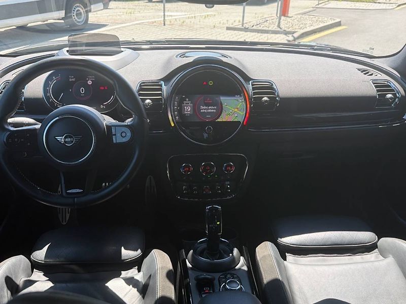 Mini Cooper (2021) CLUBMAN 2.0 Turbo S - fotka 9 z 29