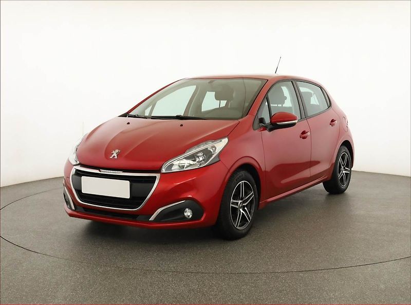 Peugeot 208 (2019) 1.2 PureTech, Serv.kniha - fotka 2 z 14