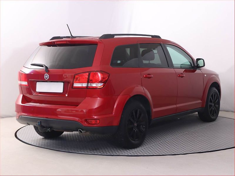 Fiat Freemont (2016) 2.0 MultiJet, 4X4, Automat - fotka 5 z 19