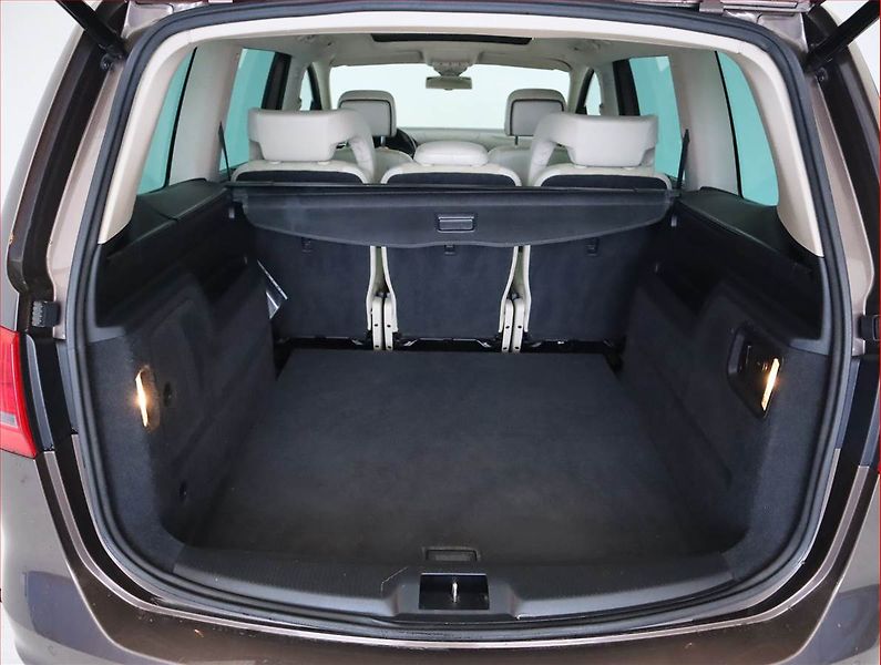 Volkswagen Sharan (2012) 2.0 TDI, Automat, Kůže, Navi - fotka 14 z 22