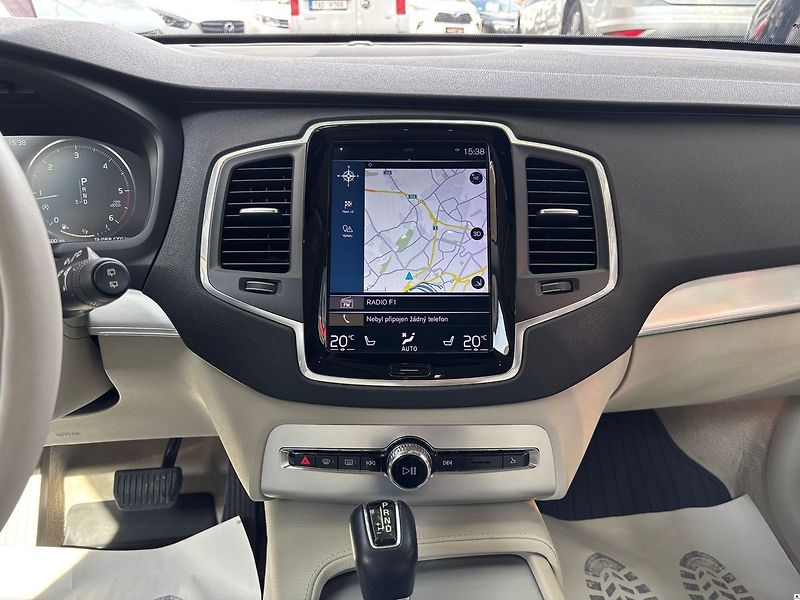 Volvo XC90 D5/2019/MOMENTUM.DPH.ZÁRUKA 12 - fotka 39 z 58