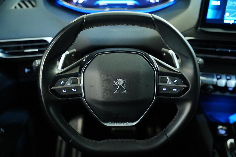 Peugeot 3008 - fotka 18 z 27