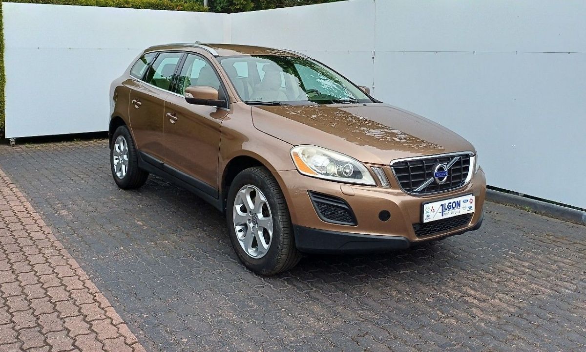 Volvo XC60 2.4 D4 AWD 120kW