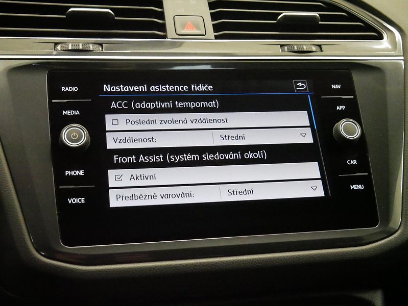 Volkswagen Tiguan Allspace - fotka 20 z 35