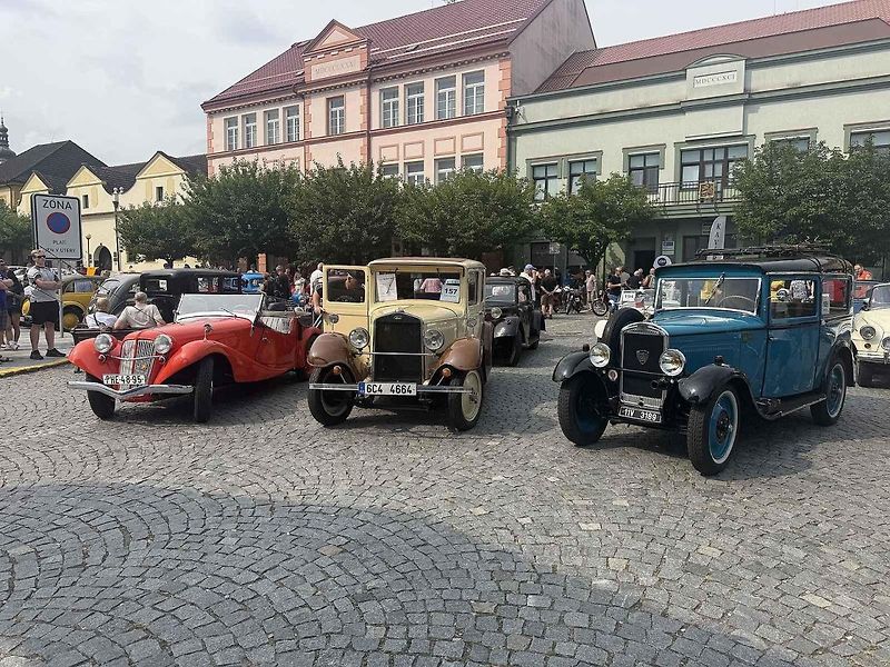 Naleštěné poklady z dob dávno minulých přišly do Veselí obdivovat stovky návštěvníků.