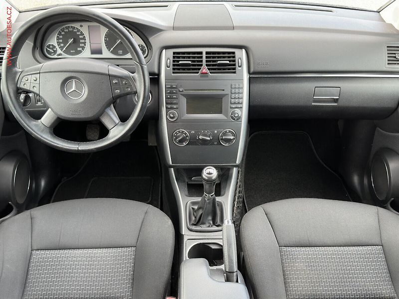 Mercedes-Benz Třídy B (2011) 2.0d, ČR - fotka 8 z 16