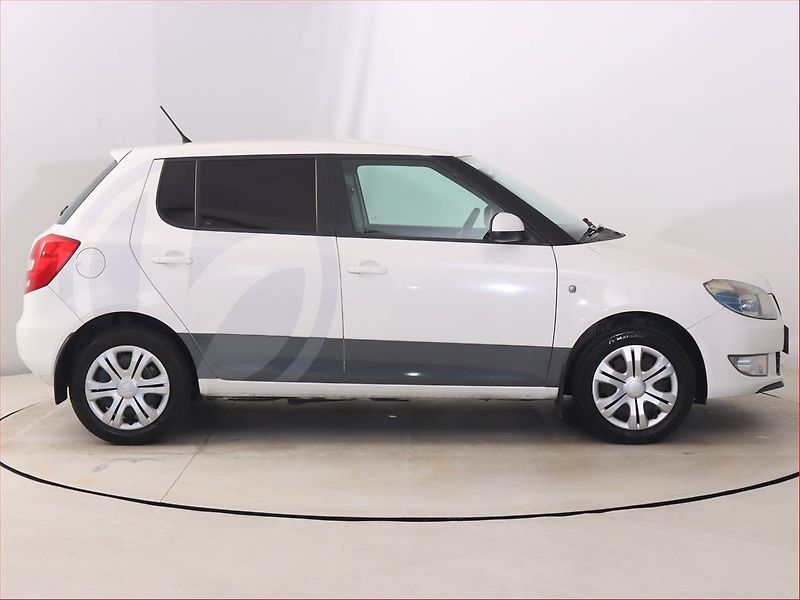 Škoda Fabia (2014) 1.2 TSI - fotka 6 z 14