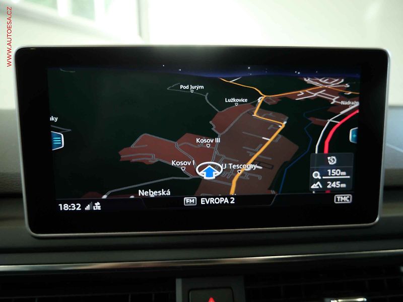 Audi A4 (2017) 2.0TFSi, xenon, autoAC - fotka 19 z 23