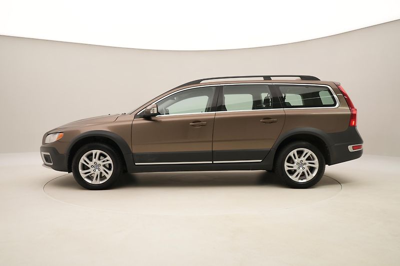 Volvo XC70 D4 AWD KINETIC AUT REZERVACE - fotka 9 z 38