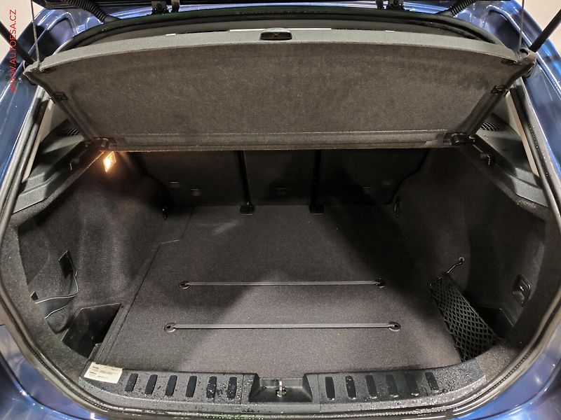 BMW X1 (2011) 2.0 D sDrive, Bixen, TZ - fotka 7 z 16