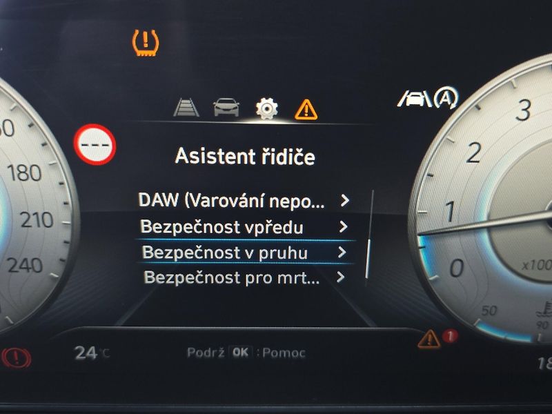 Hyundai Tucson (2022) Smart 1.6 T-GDi 110kw, serv. k - fotka 21 z 25
