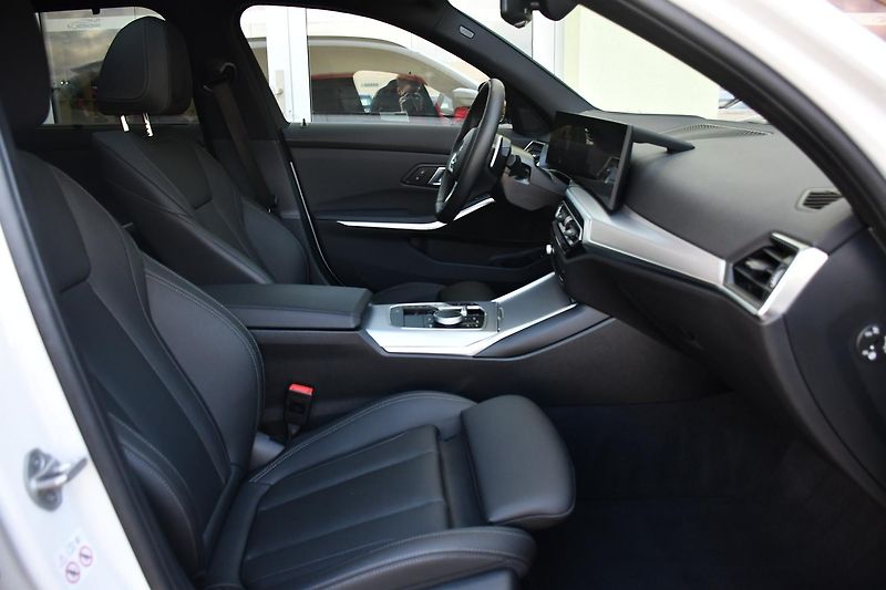 BMW Řada 3 320d xD M-SPORT 3LZÁRUKA ČR 1M - fotka 18 z 48