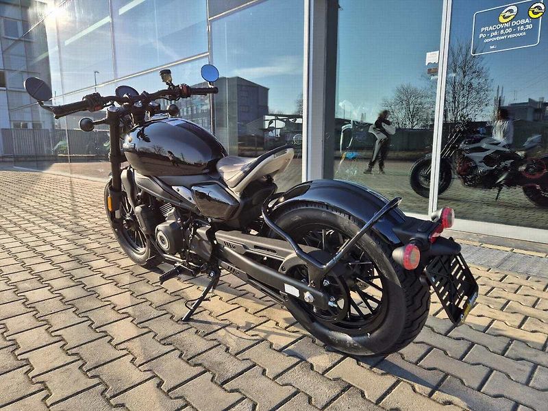 CFMOTO (2026) 450 CL-C BOBBER - AKČNÍ CENA - fotka 7 z 32