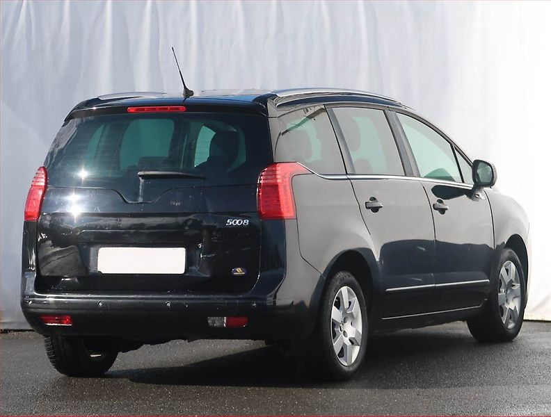 Peugeot 5008 (2016) 1.6 BlueHDi, Navi, Tempomat - fotka 5 z 19