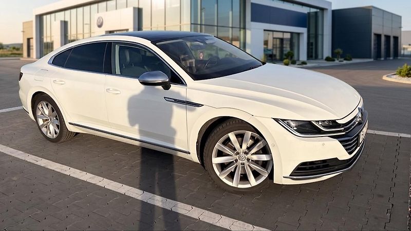 Volkswagen Arteon (2018) DSG 4x4 DPH Tažné DCC WEB - fotka 7 z 19
