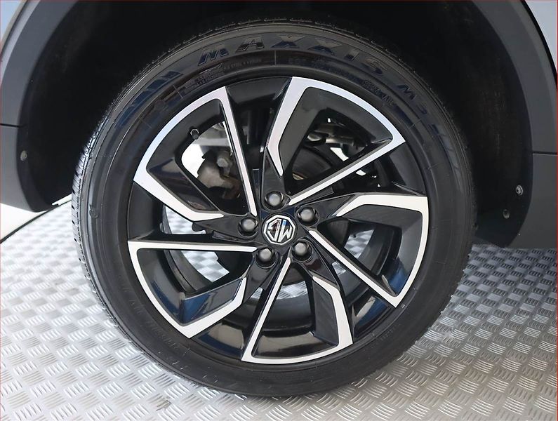 MG ZS (2025) 1.5 - fotka 15 z 20