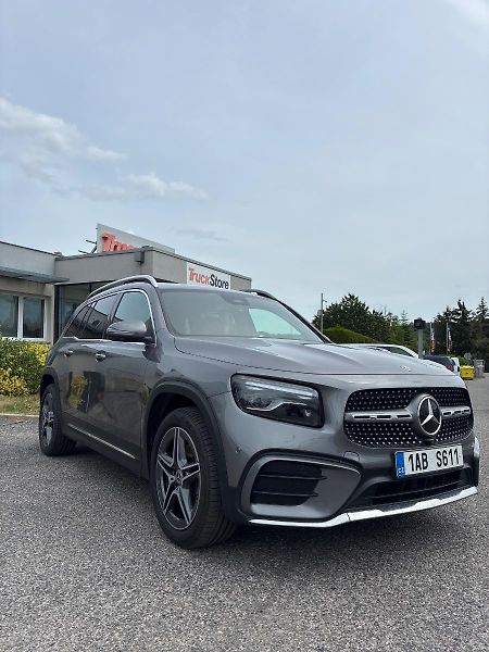 Mercedes-Benz GLB (2024) 200d 4MATIC - fotka 2 z 10