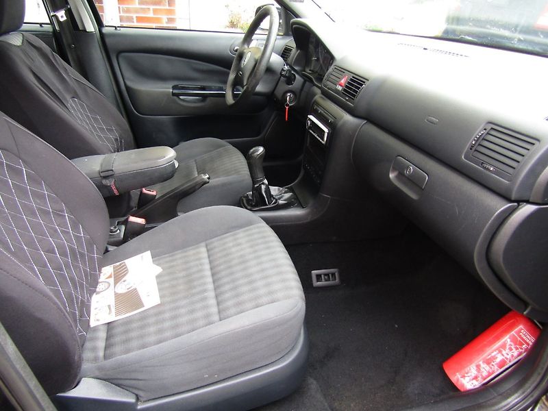 Škoda Octavia (2008) 1.9 TDI 74kW BEZ KOROZE - fotka 26 z 35