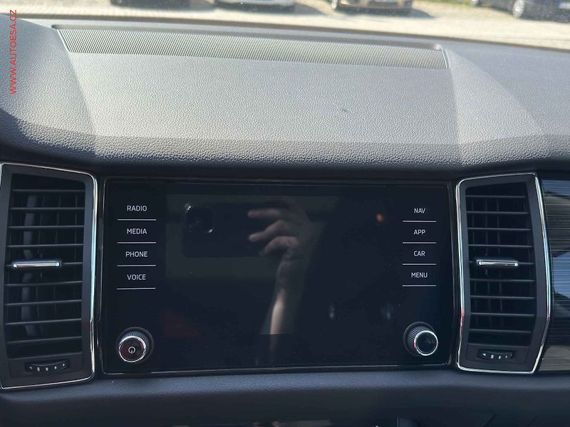 Škoda Kodiaq (2019) 2.0 TDi, DSG, STK5/28 - fotka 15 z 23