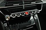 Peugeot 208 (2020) 50 kWh, SoH 91%, Automat - náhled 18