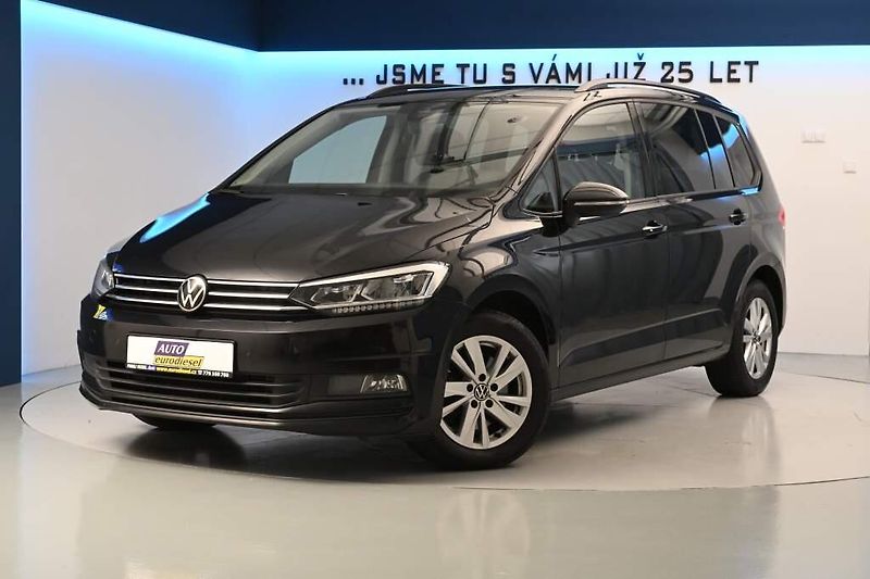 Volkswagen Touran (2023) 2.0 LED DSG ACC Tažné COMFORTL - fotografie inzerátu