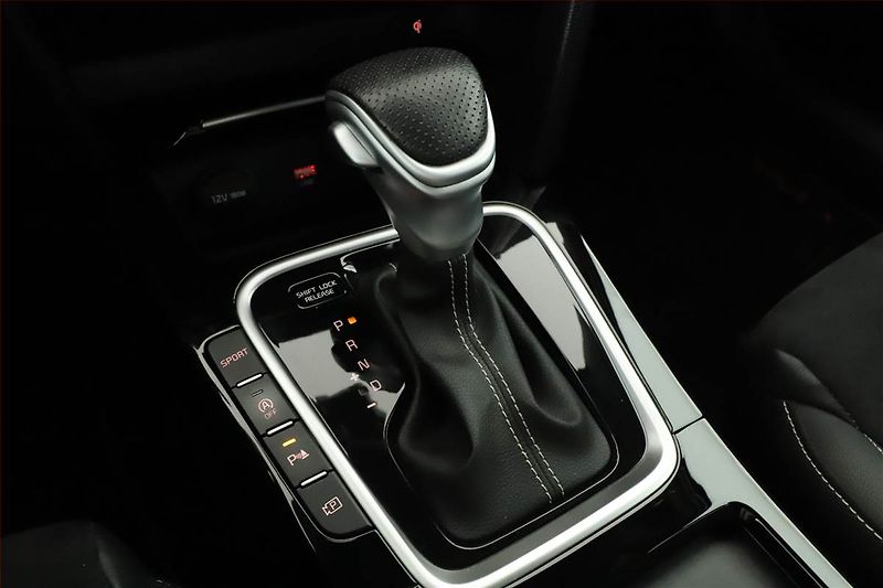 Kia Pro_Ceed (2023) GT Line Plus 1.5 T-GDI MHEV - fotka 13 z 19