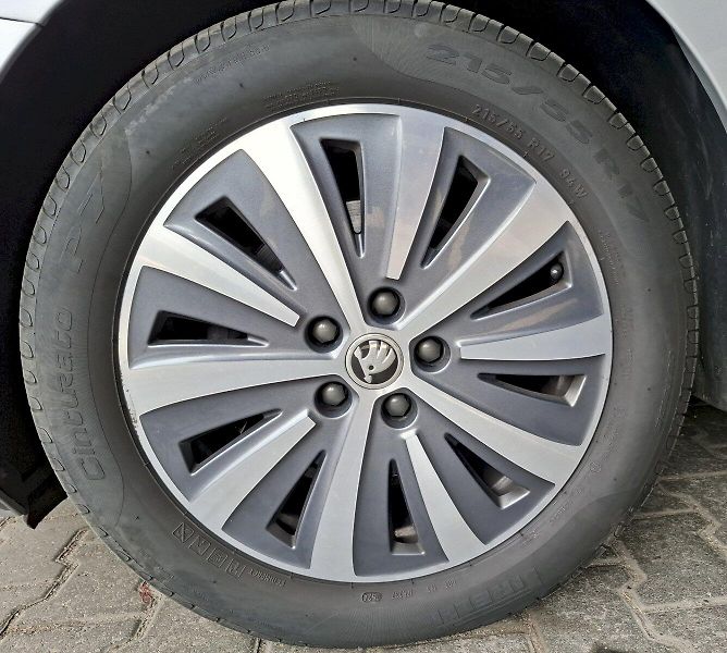 Škoda Superb (2022) COMBI  STYLE TD 110/2.0 7DG - fotka 6 z 25