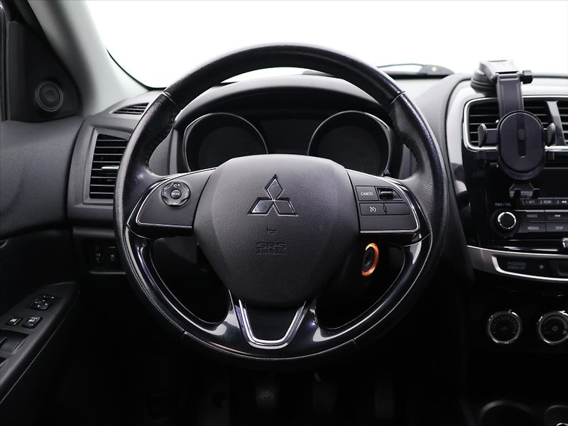 Mitsubishi ASX 1.6 MIVEC 86kW LPG CZ - fotka 17 z 28