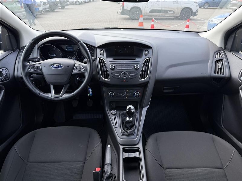 Ford Focus 1,6 TDCi 70kW Trend - fotka 16 z 22