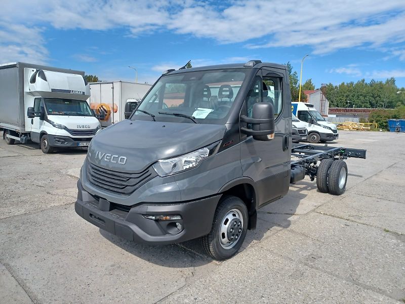 Iveco Daily (2025) 50C18HZ do 3.5t - 3.0l - fotografie inzerátu