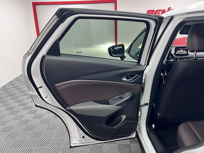 Mazda CX-3 2.0i 110 kW, Kizoku, 4x4 - fotka 16 z 33