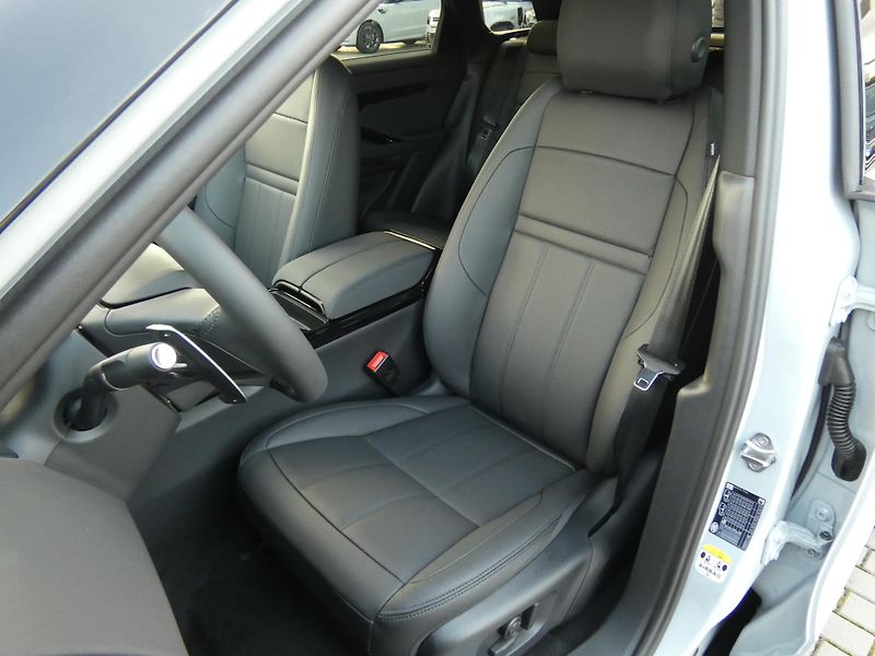 Land Rover Range Rover Evoque (2026) S D165 AWD automat    - fotka 15 z 43