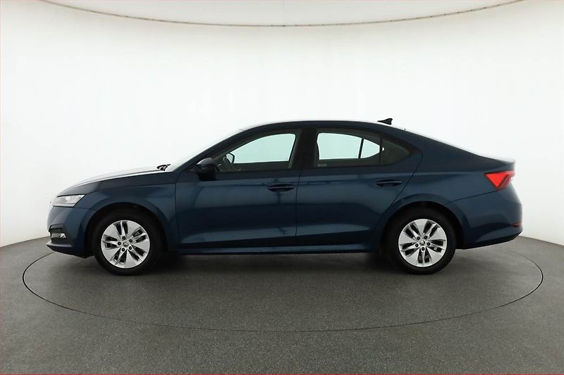 Škoda Octavia (2020) 1.5 TSI, Navi, Tempomat - fotka 3 z 19