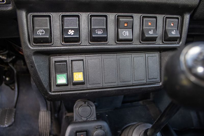 Lada Niva Bronto AWD 61kW - fotka 26 z 45