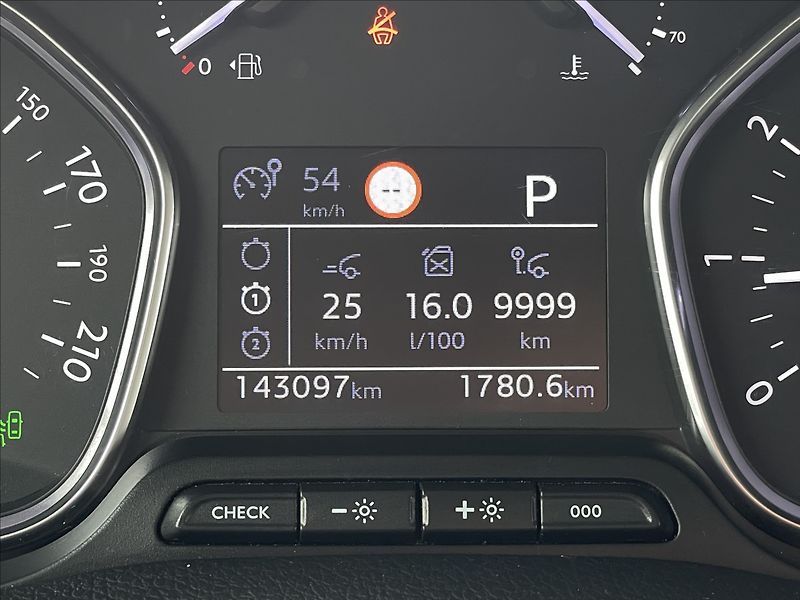 Toyota ProAce Verso 2,0 D-4D L2 Family WEBA 8 Míst - fotka 10 z 24