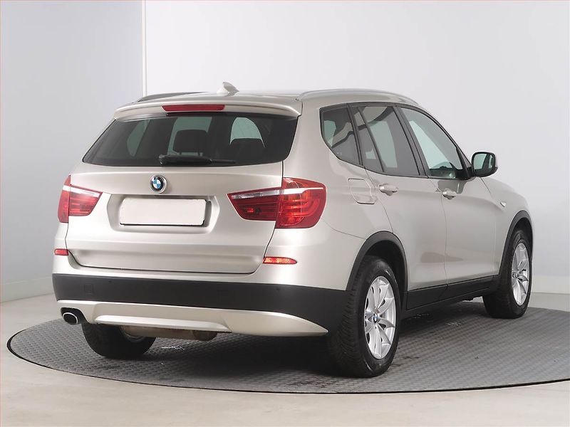 BMW X3 (2013) xDrive20d, 4X4, Kůže - fotka 5 z 19