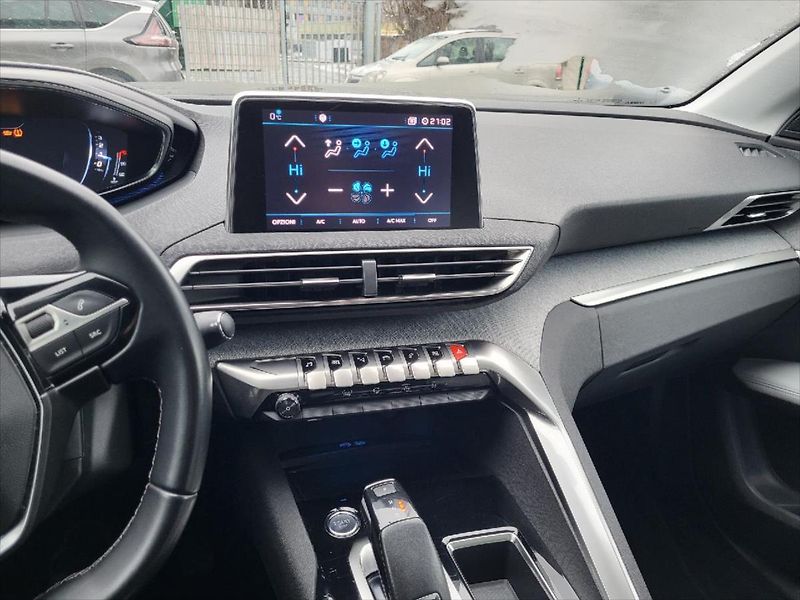Peugeot 5008 1,5 - fotka 4 z 13