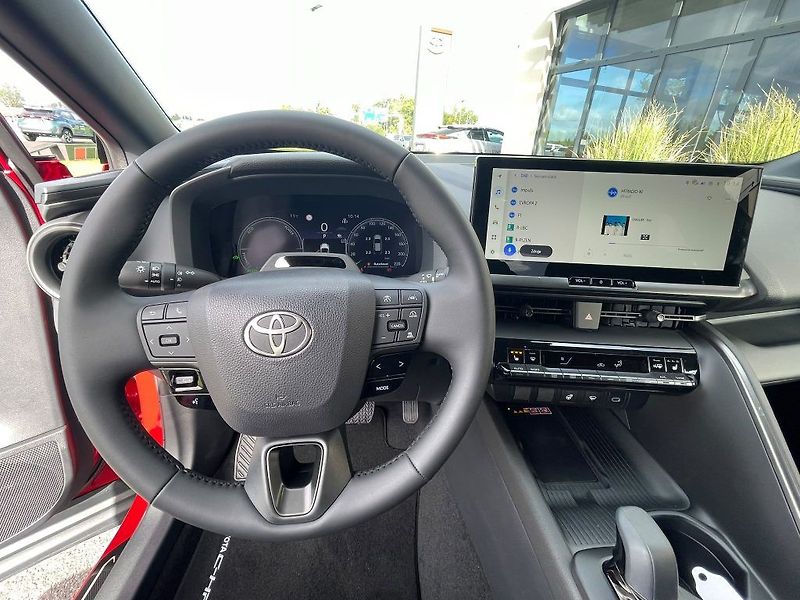 Toyota C-HR 1.8 Hybrid FWD Style - fotka 15 z 28