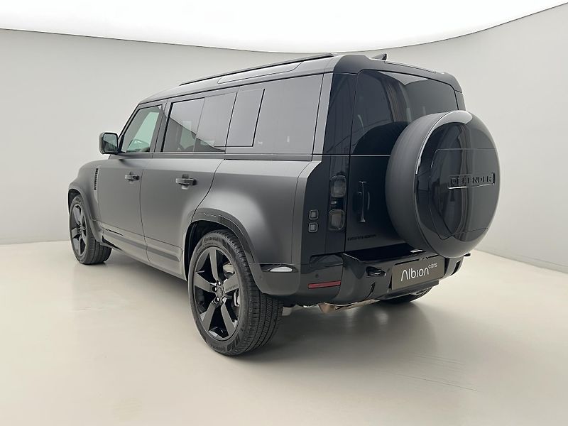 Land Rover Defender 110 D350 X-DYNAMIC HSE 1. maj. - fotka 10 z 50
