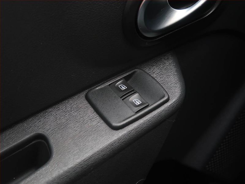 Dacia Dokker (2019) Arctica 1.6 SCe, 5Míst, ČR - fotka 21 z 21