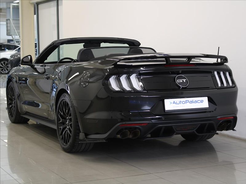 Ford Mustang 5,0 V8 331kW AT 26 700km! EU - fotka 3 z 24