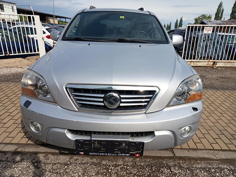Kia Sorento (2007) 2.5 VGT tažné na 3t. - fotka 3 z 46