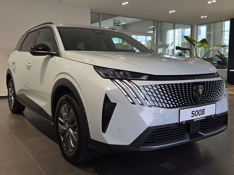 Peugeot 5008 (2025) ALLURE Hybrid 145 e-DCS6 - fotka 3 z 15