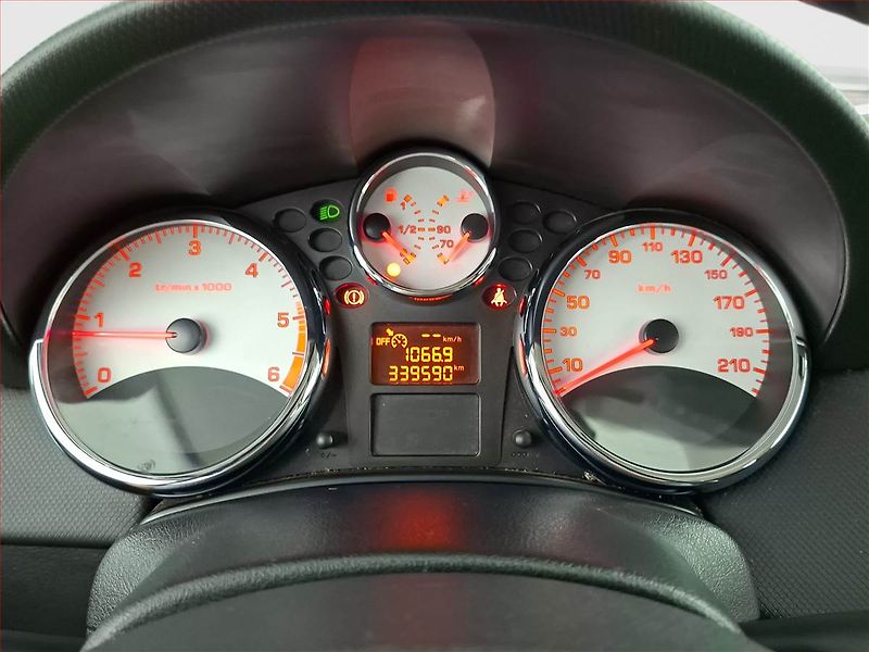 Peugeot 207 (2012) 1.6 HDi, nová STK, Tažné - fotka 11 z 13